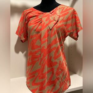 LOFT ORANGE AND TAN BLOUSE SIZE XS
